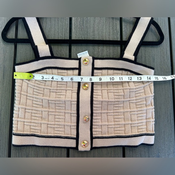 **NWOT SIZE L** Contrast Trim Button Detail Crop Knit Top (Chanel lookalike) - Picture 4 of 5